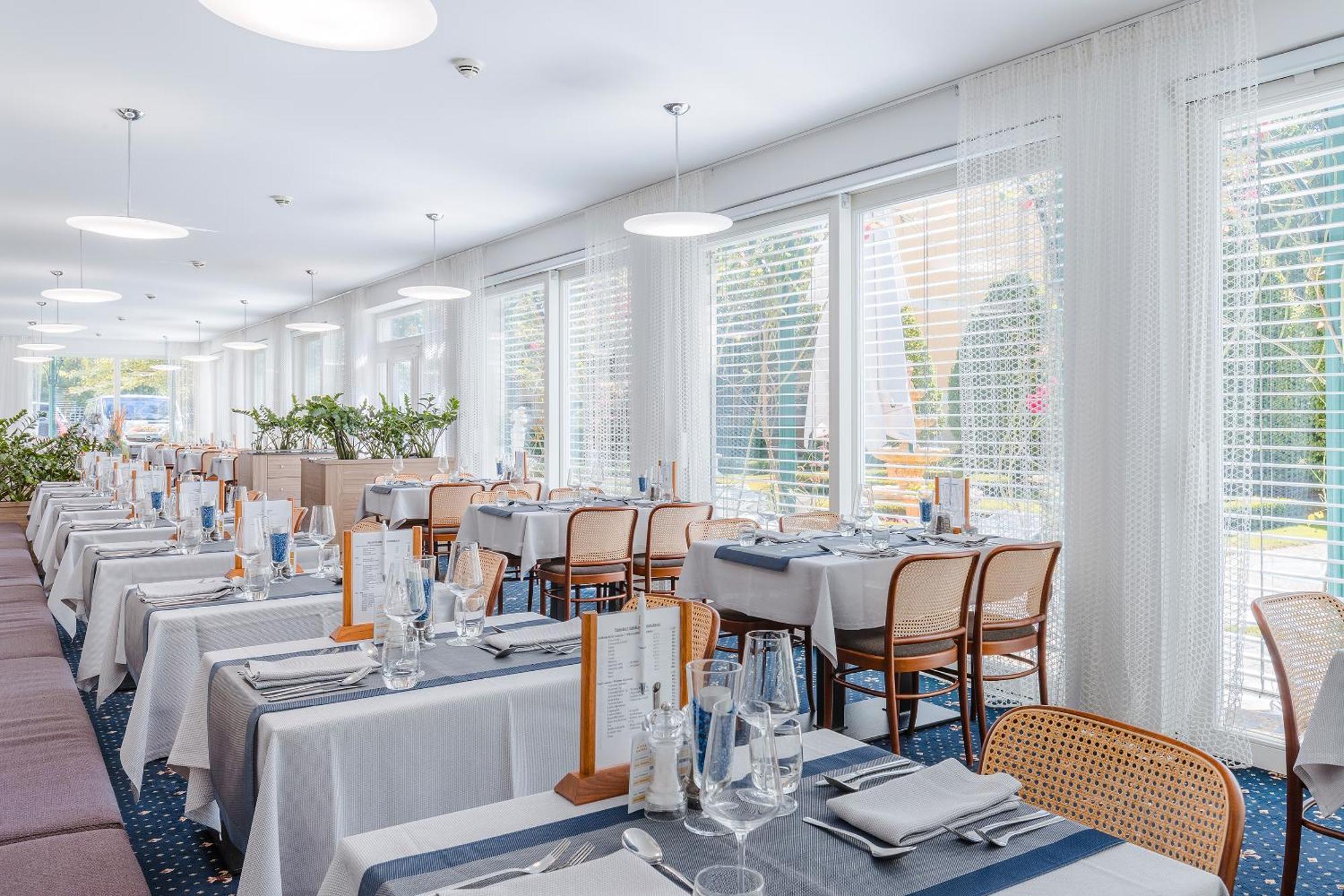 Hotel Bajkal Františkovy Lázně 外观 照片