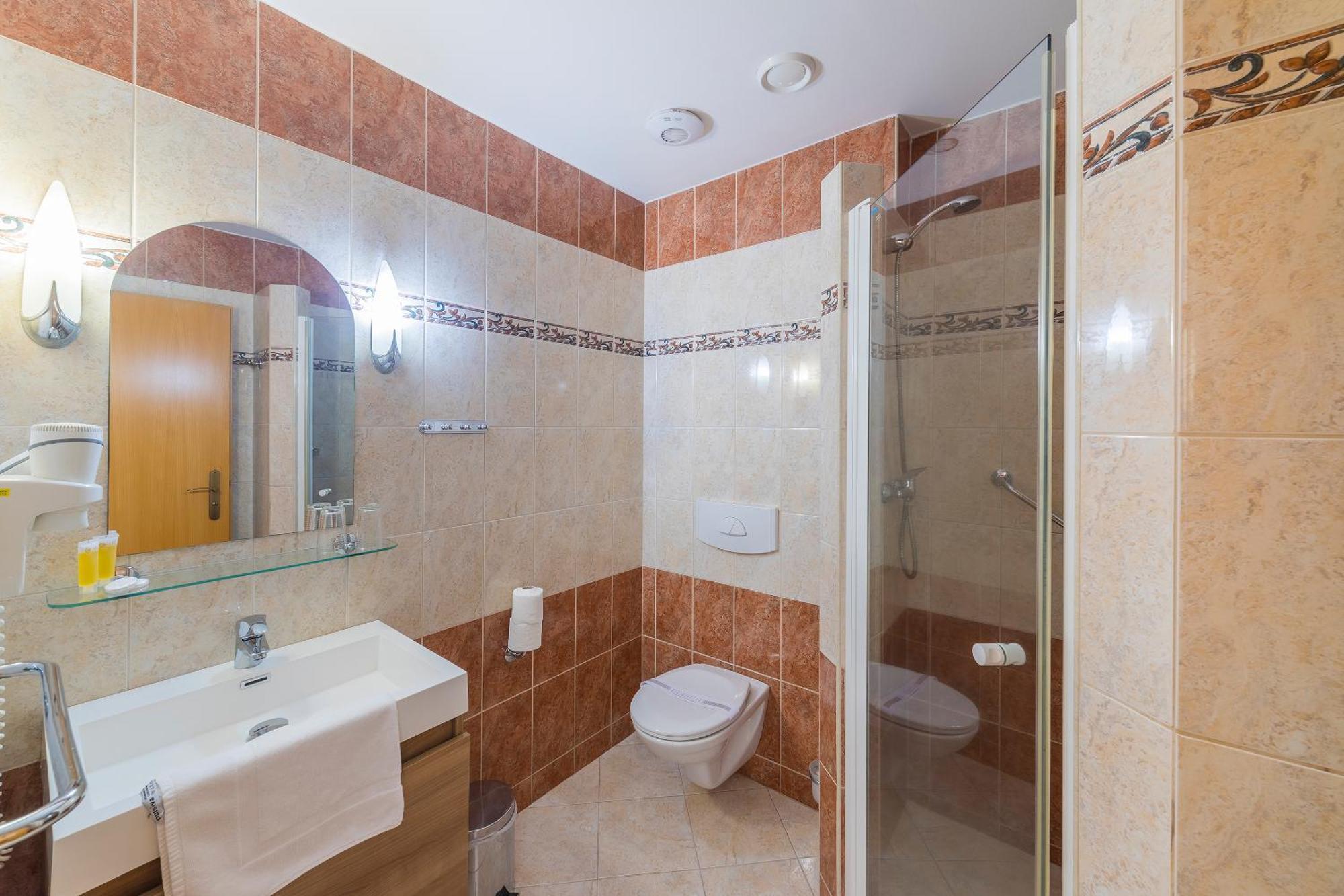 Hotel Bajkal Františkovy Lázně 外观 照片