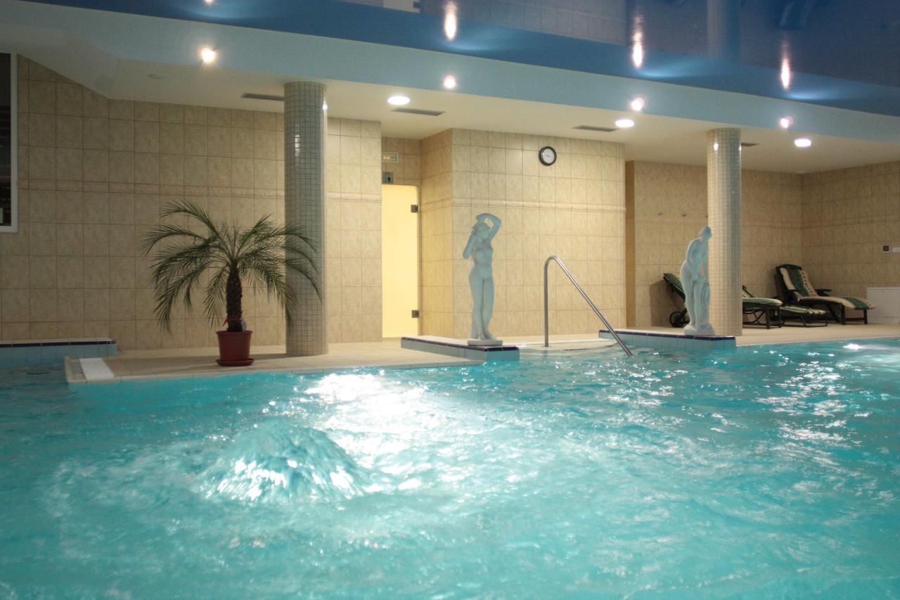 Hotel Bajkal Františkovy Lázně 外观 照片